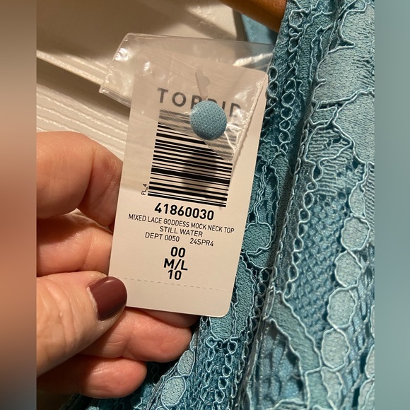 NWT~Torrid Mixed Lace Goddess Neck Top - Picture 11 of 11